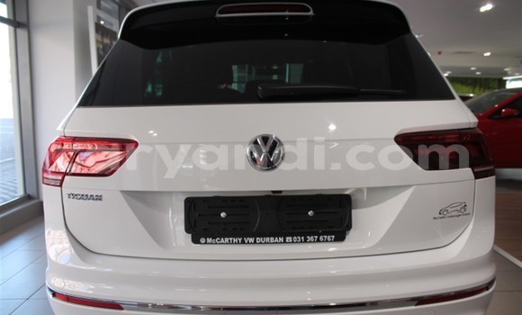 Buy Used Volkswagen Tiguan White Car in Lusaka in Zambia Buy Used Volkswagen Tiguan White Car in Lusaka in Zambia