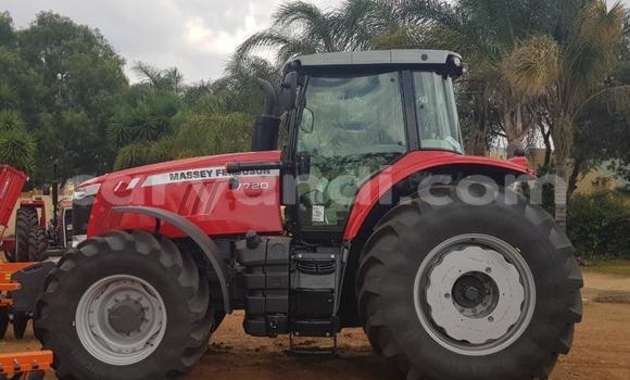 Buy Used Caterpillar 120 Red Truck in Lusaka in Zambia Buy Used Caterpillar 120 Red Truck in Lusaka in Zambia