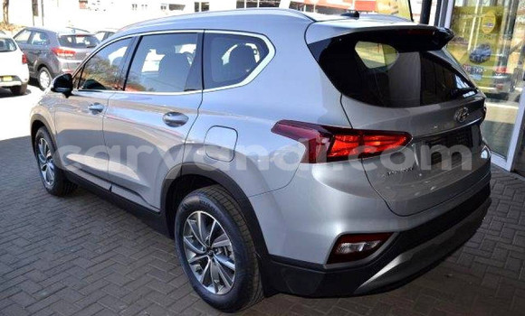 Acheter Occasion Voiture Hyundai Santa Fe Gris à Lusaka, Zambie Acheter Occasion Voiture Hyundai Santa Fe Gris à Lusaka, Zambie