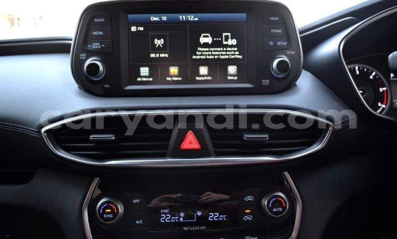 Acheter Occasion Voiture Hyundai Santa Fe Gris à Lusaka, Zambie Acheter Occasion Voiture Hyundai Santa Fe Gris à Lusaka, Zambie