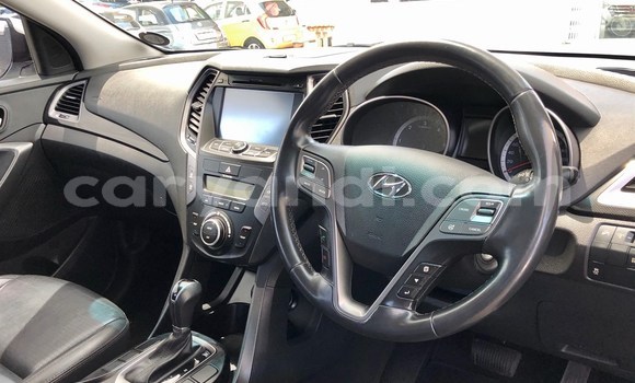 Buy Used Hyundai Santa Fe White Car in Lusaka in Zambia Buy Used Hyundai Santa Fe White Car in Lusaka in Zambia