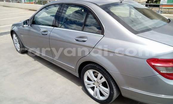 Tenga Tsaru Mercedes‒Benz C–Class Zvimwe Mota in Lusaka in Zambia Tenga Tsaru Mercedes‒Benz C–Class Zvimwe Mota in Lusaka in Zambia