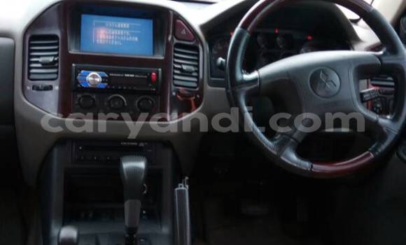 Acheter Occasion Voiture Mitsubishi Pajero Blanc à Lusaka, Zambie Acheter Occasion Voiture Mitsubishi Pajero Blanc à Lusaka, Zambie