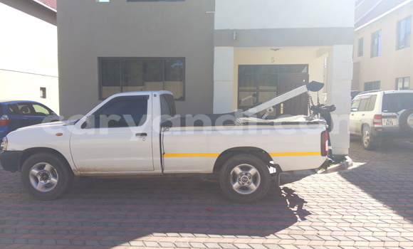 Buy Used Nissan Hardbody White Car in Lusaka in Zambia Buy Used Nissan Hardbody White Car in Lusaka in Zambia