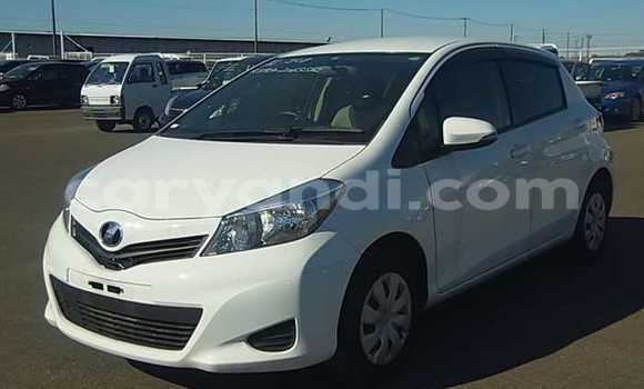 Buy Used Toyota Vitz White Car in Chipata in Zambia Buy Used Toyota Vitz White Car in Chipata in Zambia
