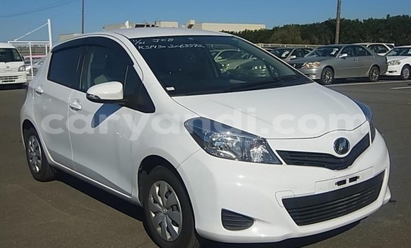 Tenga Tsaru Toyota Vitz Chena Mota in Chipata in Zambia Tenga Tsaru Toyota Vitz Chena Mota in Chipata in Zambia