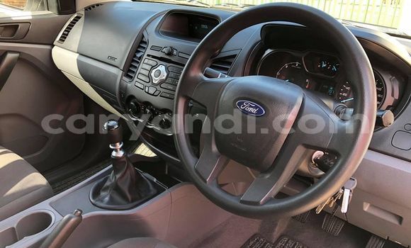 Acheter Occasion Voiture Ford Ranger Blanc à Livingstone, Zambie Acheter Occasion Voiture Ford Ranger Blanc à Livingstone, Zambie