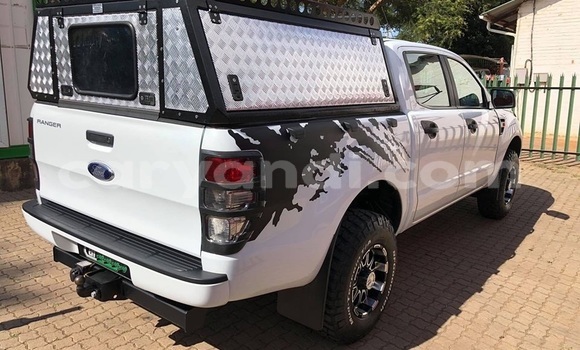 Acheter Occasion Voiture Ford Ranger Blanc à Livingstone, Zambie Acheter Occasion Voiture Ford Ranger Blanc à Livingstone, Zambie