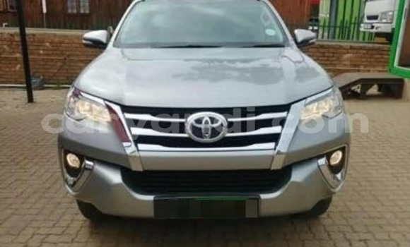 Buy Used Toyota Fortuner Silver Car in Livingstone in Zambia Buy Used Toyota Fortuner Silver Car in Livingstone in Zambia