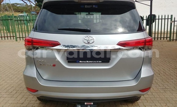 Buy Used Toyota Fortuner Silver Car in Livingstone in Zambia Buy Used Toyota Fortuner Silver Car in Livingstone in Zambia