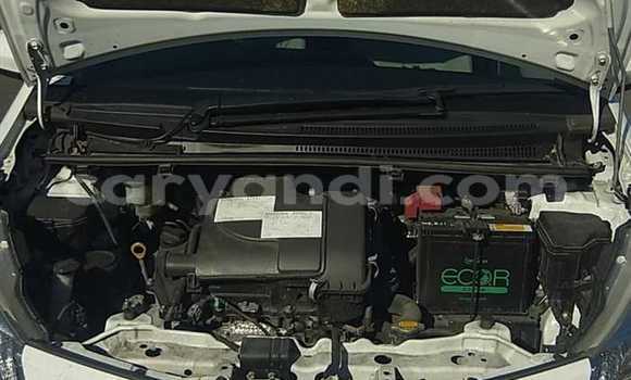 Tenga Tsaru Toyota Vitz Chena Mota in Chipata in Zambia Tenga Tsaru Toyota Vitz Chena Mota in Chipata in Zambia