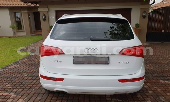 Acheter Occasion Voiture Audi Q5 Blanc à Lusaka, Zambie Acheter Occasion Voiture Audi Q5 Blanc à Lusaka, Zambie