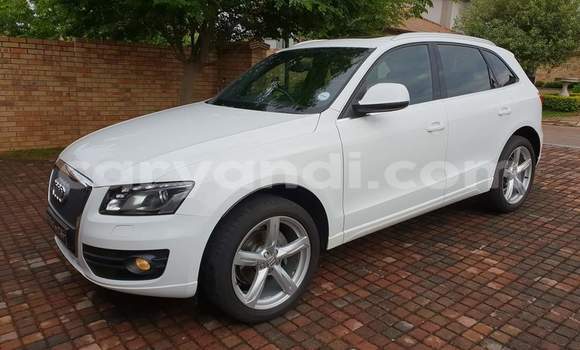 Acheter Occasion Voiture Audi Q5 Blanc à Lusaka, Zambie Acheter Occasion Voiture Audi Q5 Blanc à Lusaka, Zambie