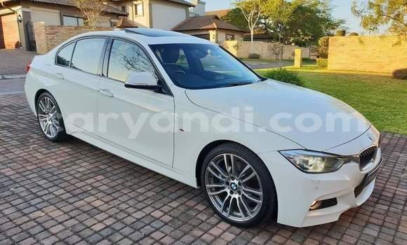 Acheter Occasion Voiture BMW 3–Series Blanc à Lusaka, Zambie Acheter Occasion Voiture BMW 3–Series Blanc à Lusaka, Zambie