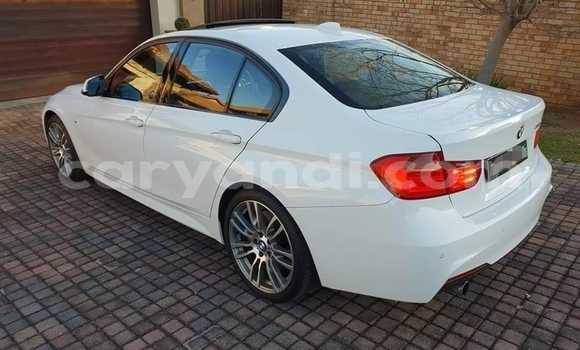Acheter Occasion Voiture BMW 3–Series Blanc à Lusaka, Zambie Acheter Occasion Voiture BMW 3–Series Blanc à Lusaka, Zambie
