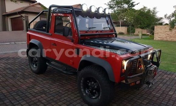 Acheter Occasion Voiture Land Rover Defender Rouge à Lusaka, Zambie Acheter Occasion Voiture Land Rover Defender Rouge à Lusaka, Zambie