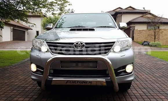 Tenga Tsaru Toyota Fortuner Sirivha Mota in Lusaka in Zambia Tenga Tsaru Toyota Fortuner Sirivha Mota in Lusaka in Zambia