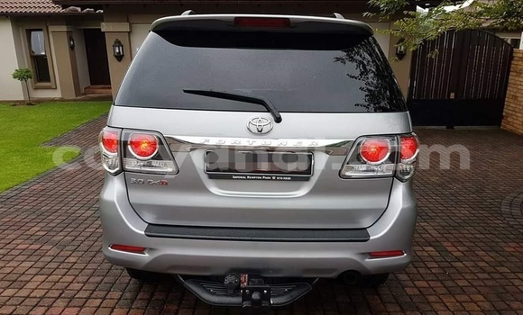 Tenga Tsaru Toyota Fortuner Sirivha Mota in Lusaka in Zambia Tenga Tsaru Toyota Fortuner Sirivha Mota in Lusaka in Zambia