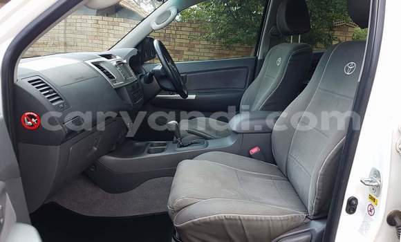 Tenga Tsaru Toyota Hilux Chena Mota in Lusaka in Zambia Tenga Tsaru Toyota Hilux Chena Mota in Lusaka in Zambia