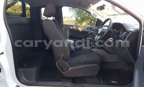 Acheter Occasion Voiture Ford Ranger Blanc à Lusaka, Zambie Acheter Occasion Voiture Ford Ranger Blanc à Lusaka, Zambie