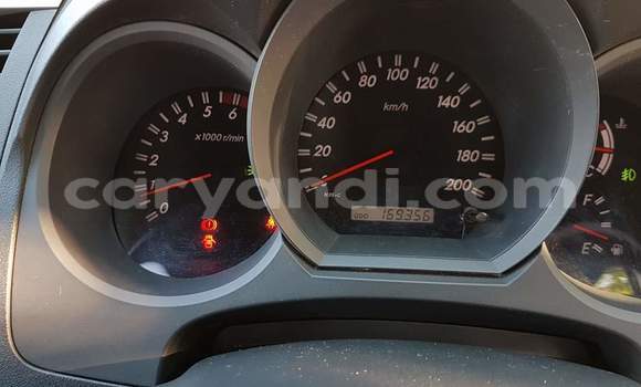 Acheter Occasion Voiture Toyota Hilux Blanc à Livingstone, Zambie Acheter Occasion Voiture Toyota Hilux Blanc à Livingstone, Zambie