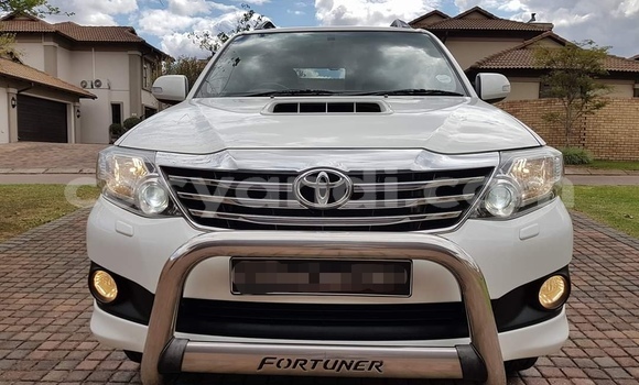 Buy Used Toyota Fortuner White Car in Lusaka in Zambia Buy Used Toyota Fortuner White Car in Lusaka in Zambia