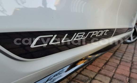 Buy Used Volkswagen Golf GTI White Car in Lusaka in Zambia Buy Used Volkswagen Golf GTI White Car in Lusaka in Zambia