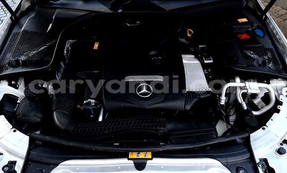 Acheter Occasion Voiture Mercedes‒Benz C–Class Blanc à Lusaka, Zambie Acheter Occasion Voiture Mercedes‒Benz C–Class Blanc à Lusaka, Zambie