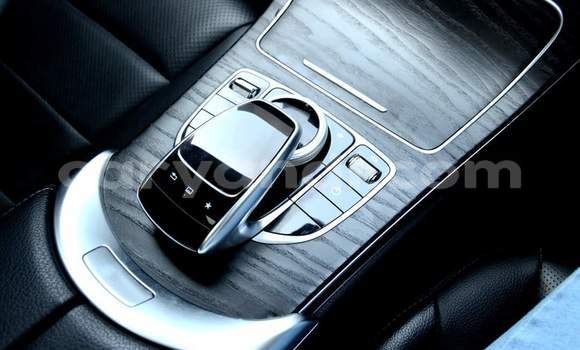 Acheter Occasion Voiture Mercedes‒Benz C–Class Blanc à Lusaka, Zambie Acheter Occasion Voiture Mercedes‒Benz C–Class Blanc à Lusaka, Zambie