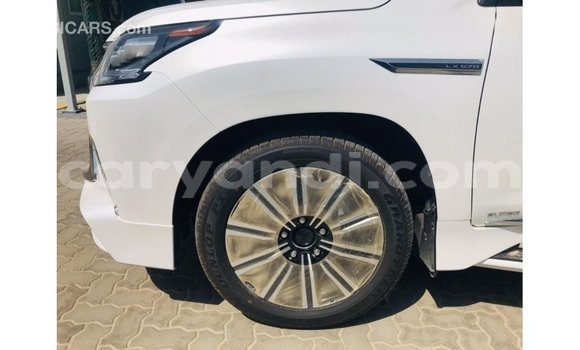 Nunua Imported Lexus LX Nyeupe Gari ndani ya Import - Dubai nchini Zambia Nunua Imported Lexus LX Nyeupe Gari ndani ya Import - Dubai nchini Zambia