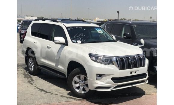 Nunua Imported Toyota Prado Nyeupe Gari ndani ya Import - Dubai nchini Zambia Nunua Imported Toyota Prado Nyeupe Gari ndani ya Import - Dubai nchini Zambia