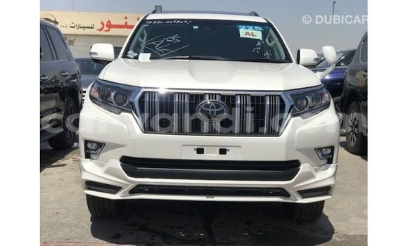 Nunua Imported Toyota Prado Nyeupe Gari ndani ya Import - Dubai nchini Zambia Nunua Imported Toyota Prado Nyeupe Gari ndani ya Import - Dubai nchini Zambia