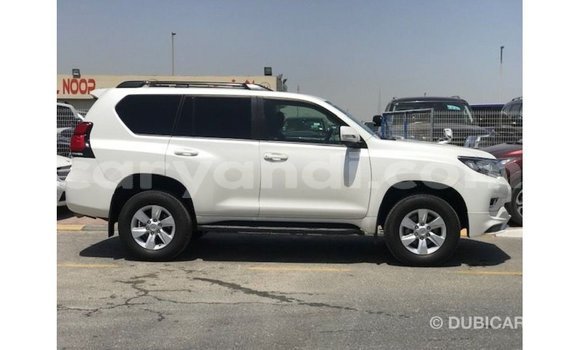 Nunua Imported Toyota Prado Nyeupe Gari ndani ya Import - Dubai nchini Zambia Nunua Imported Toyota Prado Nyeupe Gari ndani ya Import - Dubai nchini Zambia