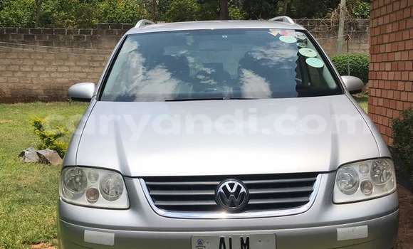 Buy Used Volkswagen Touran Silver Car in Lusaka in Zambia Buy Used Volkswagen Touran Silver Car in Lusaka in Zambia