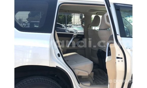 Nunua Imported Toyota Prado Nyeupe Gari ndani ya Import - Dubai nchini Zambia Nunua Imported Toyota Prado Nyeupe Gari ndani ya Import - Dubai nchini Zambia
