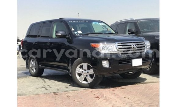 Nunua Imported Toyota Land Cruiser Nyeusi Gari ndani ya Import - Dubai nchini Zambia Nunua Imported Toyota Land Cruiser Nyeusi Gari ndani ya Import - Dubai nchini Zambia