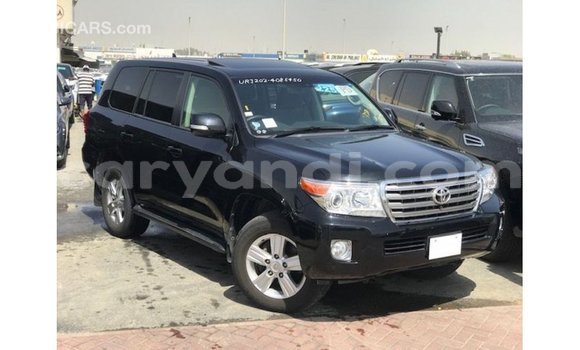 Nunua Imported Toyota Land Cruiser Nyeusi Gari ndani ya Import - Dubai nchini Zambia Nunua Imported Toyota Land Cruiser Nyeusi Gari ndani ya Import - Dubai nchini Zambia