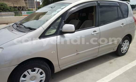 Acheter Occasion Voiture Toyota Spacio Beige à Lusaka, Zambie Acheter Occasion Voiture Toyota Spacio Beige à Lusaka, Zambie