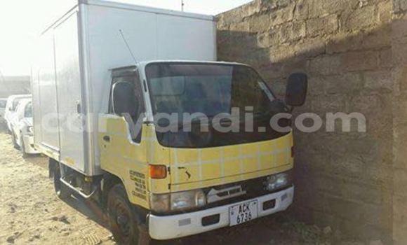 Nunua Ilio tumika Toyota Dyna Nyeupe Gari ndani ya Chingola nchini Zambia Nunua Ilio tumika Toyota Dyna Nyeupe Gari ndani ya Chingola nchini Zambia