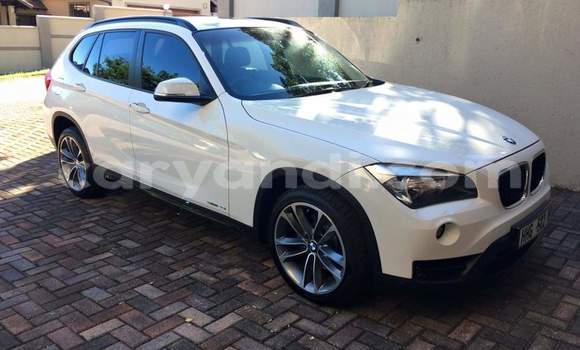 Acheter Occasion Voiture BMW X1 Blanc à Lusaka, Zambie Acheter Occasion Voiture BMW X1 Blanc à Lusaka, Zambie