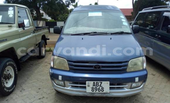 Acheter Occasion Voiture Toyota Noah Bleu à Lusaka, Zambie Acheter Occasion Voiture Toyota Noah Bleu à Lusaka, Zambie
