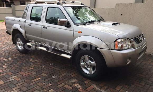 Buy Used Nissan NP 300 Silver Car in Lusaka in Zambia Buy Used Nissan NP 300 Silver Car in Lusaka in Zambia