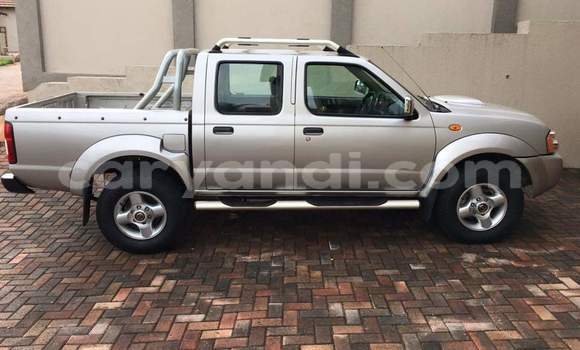 Buy Used Nissan NP 300 Silver Car in Lusaka in Zambia Buy Used Nissan NP 300 Silver Car in Lusaka in Zambia