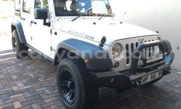 Nunua Ilio tumika Jeep Wrangler Nyeupe Gari ndani ya Lusaka nchini Zambia Nunua Ilio tumika Jeep Wrangler Nyeupe Gari ndani ya Lusaka nchini Zambia