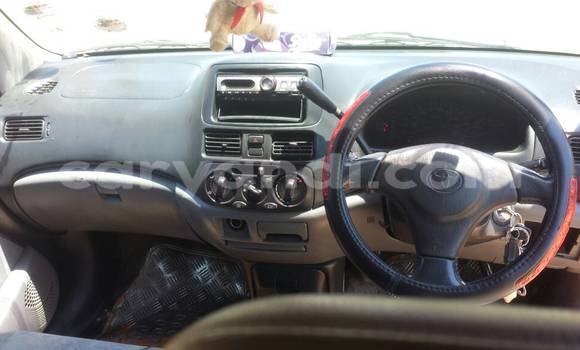 Acheter Occasion Voiture Toyota RAV4 Blanc à Lusaka, Zambie Acheter Occasion Voiture Toyota RAV4 Blanc à Lusaka, Zambie