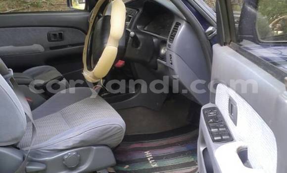 Acheter Occasion Voiture Toyota Hilux Surf Bleu à Lusaka, Zambie Acheter Occasion Voiture Toyota Hilux Surf Bleu à Lusaka, Zambie