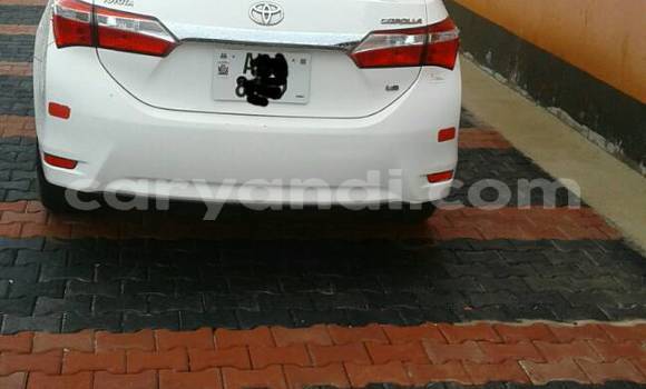 Acheter Occasion Voiture Toyota Corolla Blanc à Lusaka, Zambie Acheter Occasion Voiture Toyota Corolla Blanc à Lusaka, Zambie