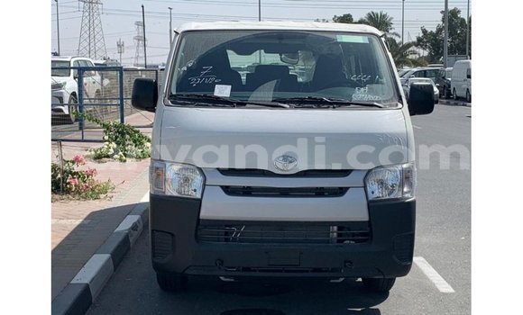 Buy Import Toyota Hiace White Car in Import - Dubai in Zambia Buy Import Toyota Hiace White Car in Import - Dubai in Zambia