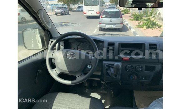 Buy Import Toyota Hiace White Car in Import - Dubai in Zambia Buy Import Toyota Hiace White Car in Import - Dubai in Zambia