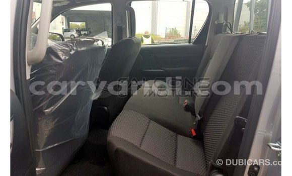 Buy Import Toyota Hilux Brown Car in Import - Dubai in Zambia Buy Import Toyota Hilux Brown Car in Import - Dubai in Zambia